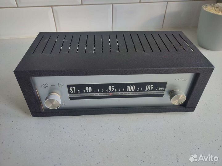 Ламповый FM радиоприемник Esart Франция