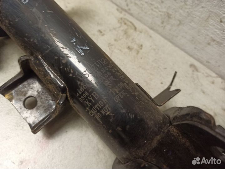 Амортизатор передний