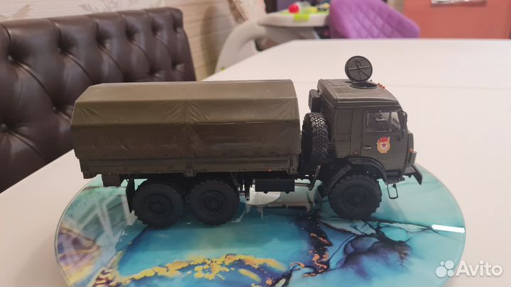 Модель военного грузовика камаз 5350