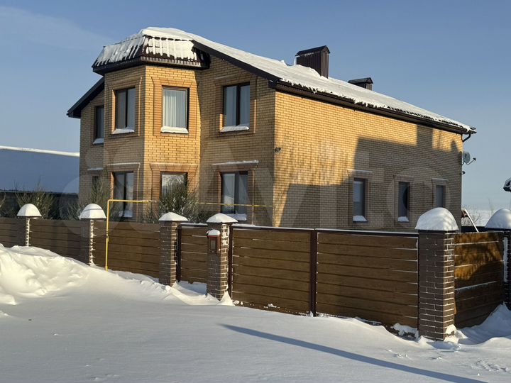 Дом 307 м² на участке 22 сот.