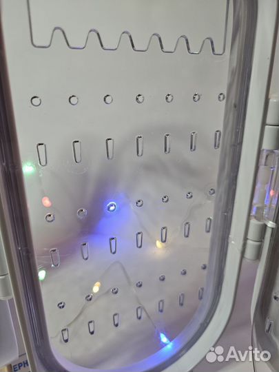 Шкатулка для бижутерии пластмассовая