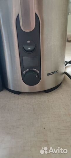 Соковыжималка bork JU CUP 23130 SI (S700)