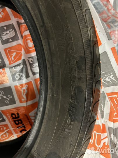 Yokohama Advan Sport V105 235/55 R20