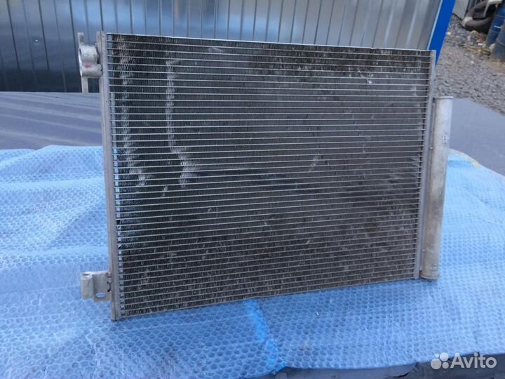 Радиатор кондиционера Рено Логан 2 Vesta X-ray