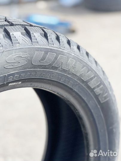 Sunwide Snowide 245/45 R19 96U