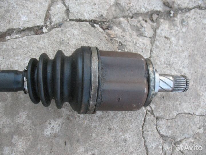 Правая полуось 1.6 МКПП Nissan Primera P12