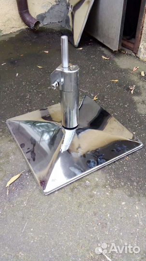 Ремонт парикмахерских и барбер кресел