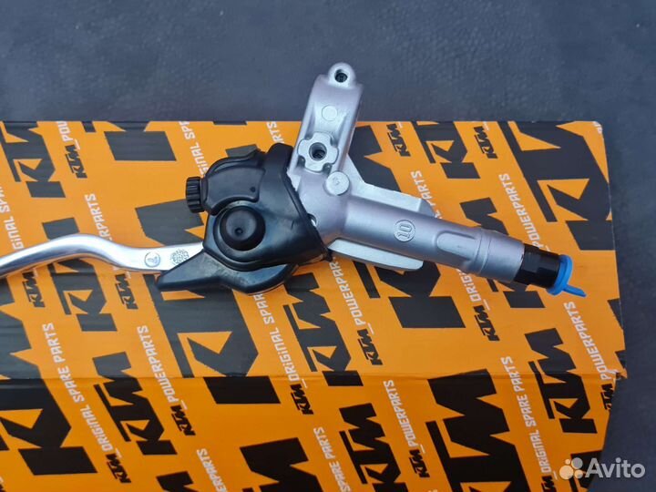 Рычаг сцепления в сборе brembo 10