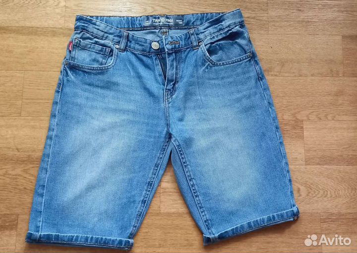 Джинсовые шорты фирмы Terranova на рост 164 см