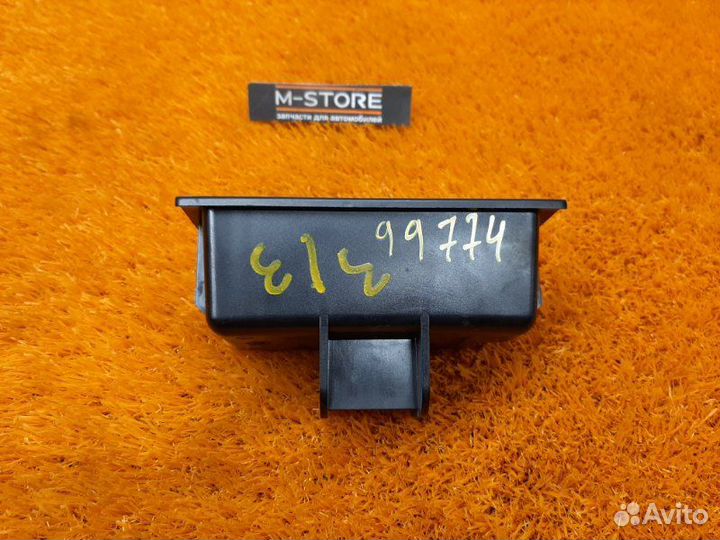 Пепельница Bmw 3-Series E46 M43B19 (194E1) 2000