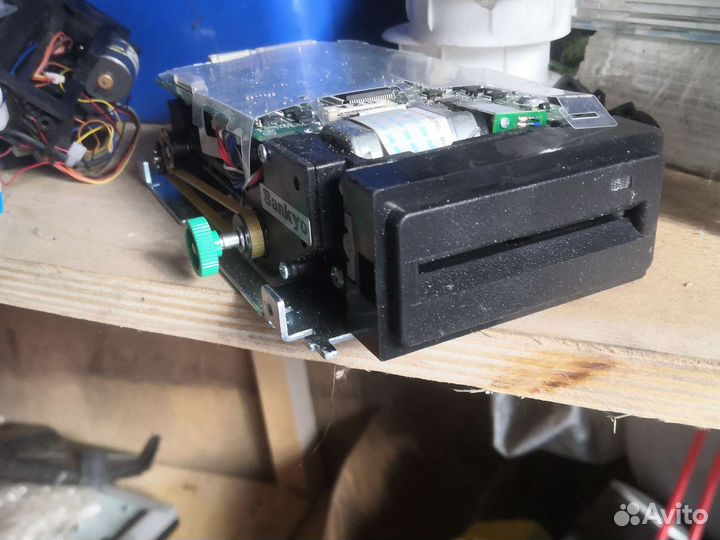 Считыватель магнитных карт