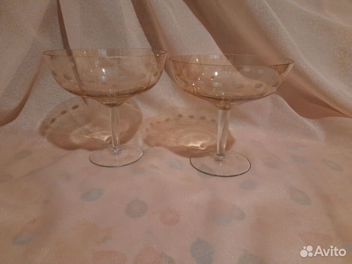 Ваза на ножке конфетница фруктовница