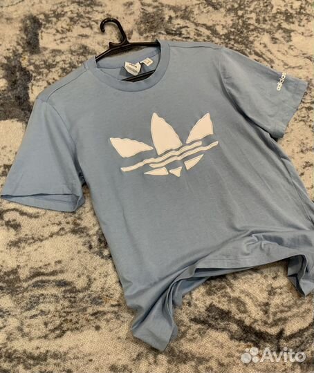 Футболка adidas