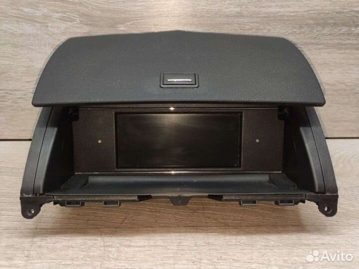 Дисплей информационный Mercedes C W204