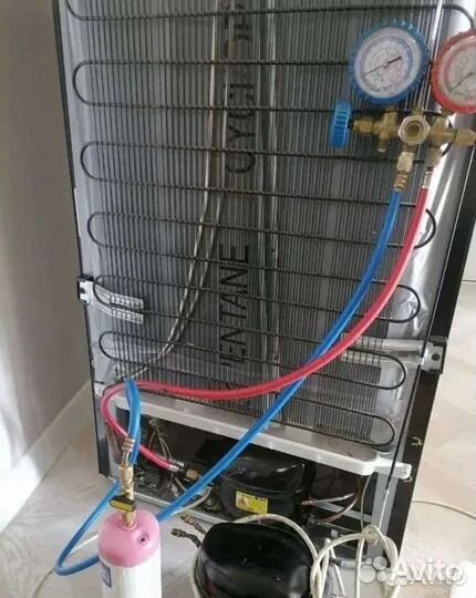 Ремонт холодильников и кухонных вытяжек