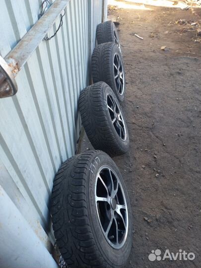 Accelera Accelera 14/65 R14 98