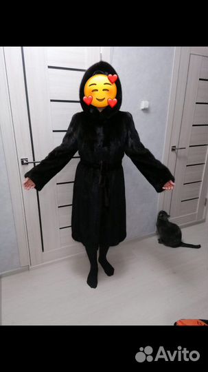 Шуба норковая с капюшоном