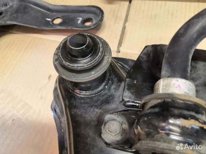 Балка передняя подрамник Nissan X-Trail T31