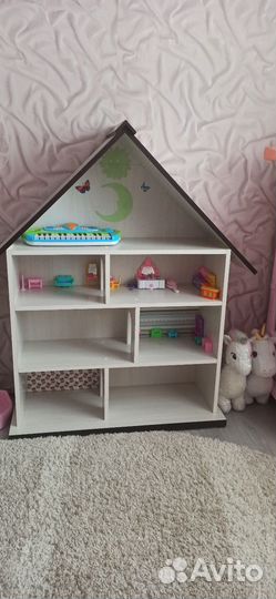 Большой кукольный домик