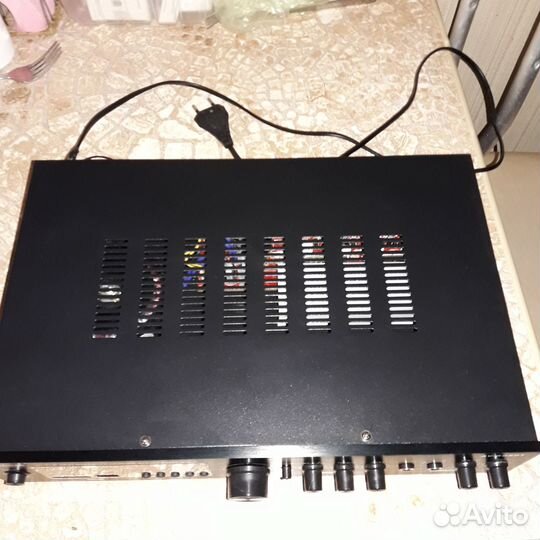 Усилитель Sunbuck AV-608BT