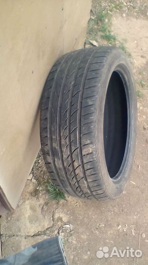 JCB Sitemaster 225/45 R18 199VR
