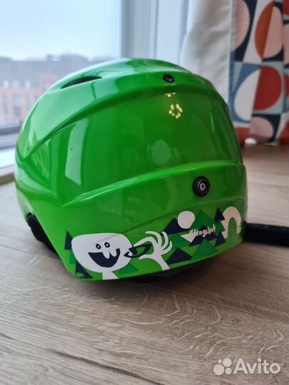 Горнолыжный шлем