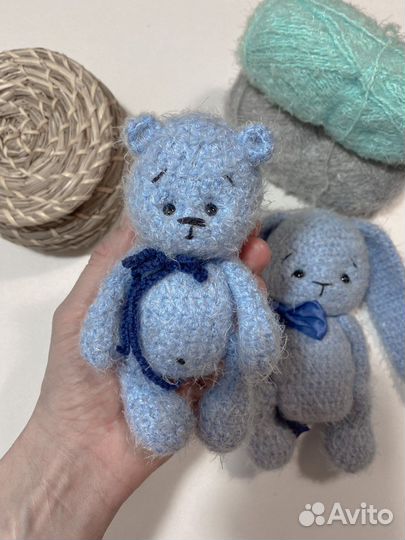 Вязанные игрушки для малыша