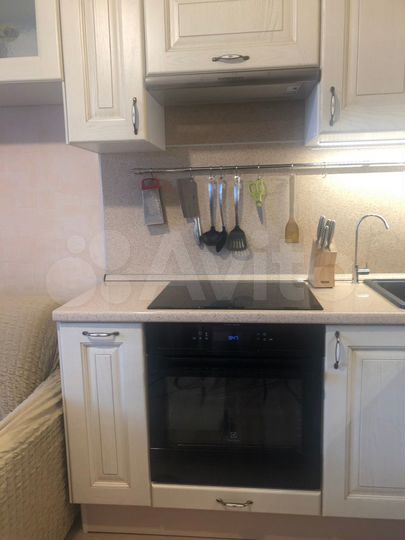 1-к. квартира, 42 м², 10/10 эт.