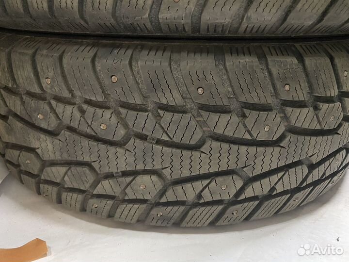 ONYX NY-W703 215/60 R16