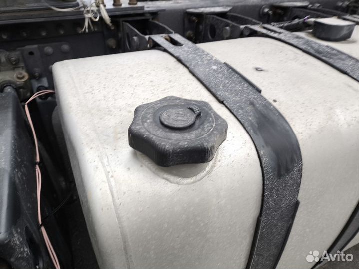 Бак топливный 650 L 2016 г. Volvo FH