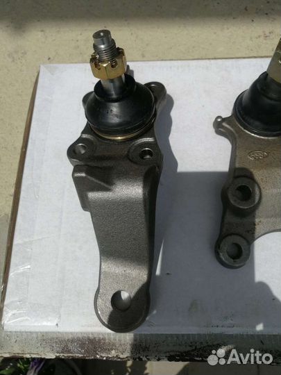 Шаровая опора Toyota Prado