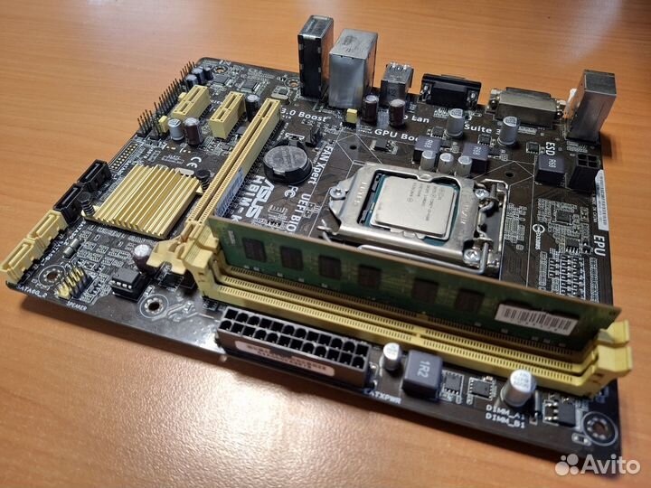 Материнская плата с процессором и памятью