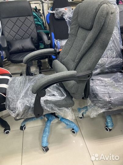 Кресло компьютерное тканьевое с массажем