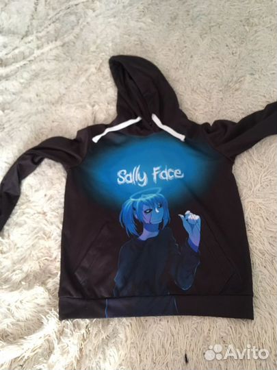 Продам для девочки толстовку