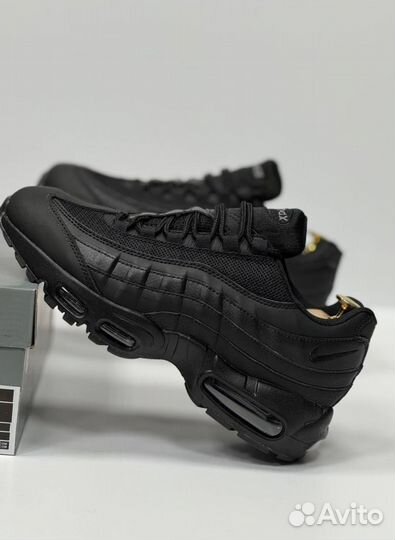 Кроссовки Nike Air Max 95 эргономичные