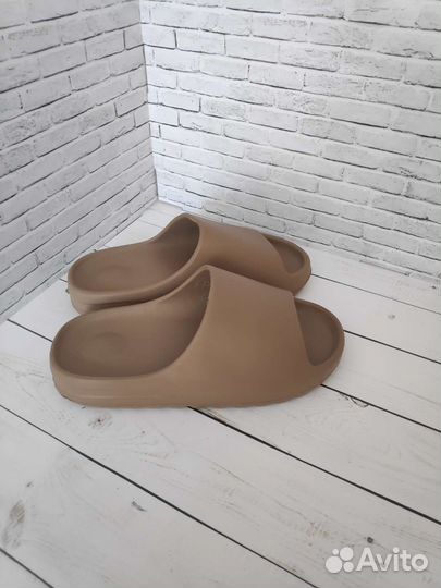 Тапочки шлепанцы в стиле adidas yeezy slide