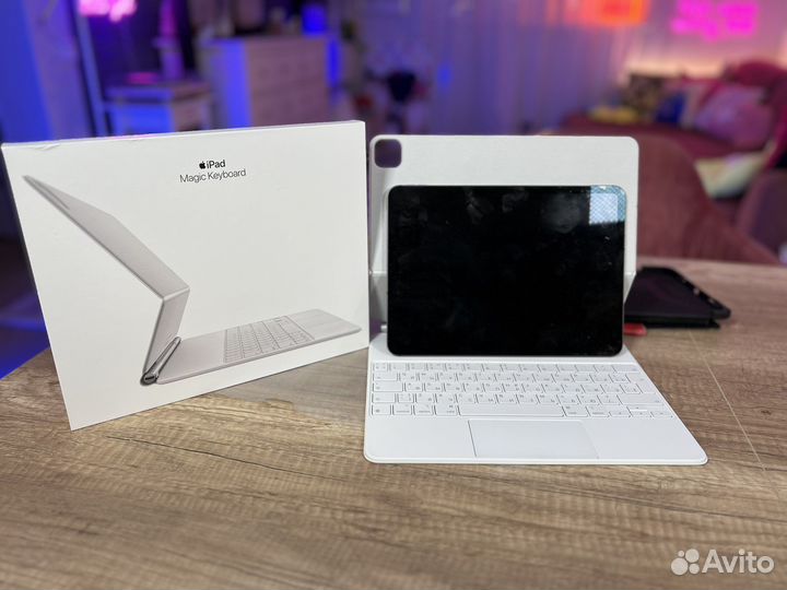 Apple Magic Keyboard для iPad Pro 12.9