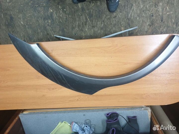 Молдинг Pontiac vibe