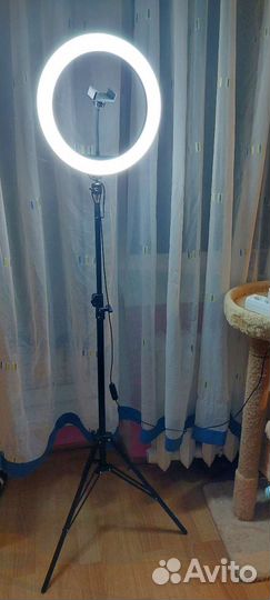 Кольцевая лампа со штативом 32 см