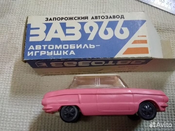 Советская игрушка машинка Запарожец, коробка