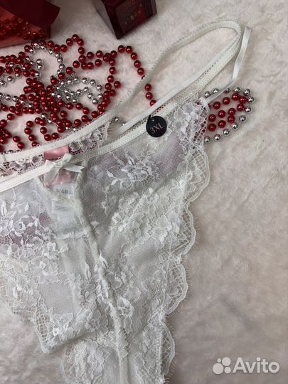 Трусы женские стринги 62/64 Hunkemoller