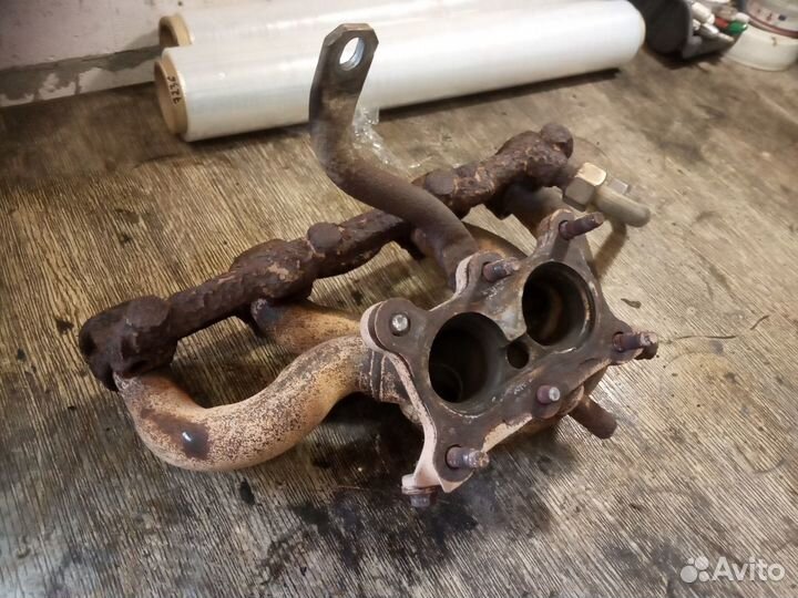 Выпускной коллектор 1.6 BFQ AVU WV Audi Skoda