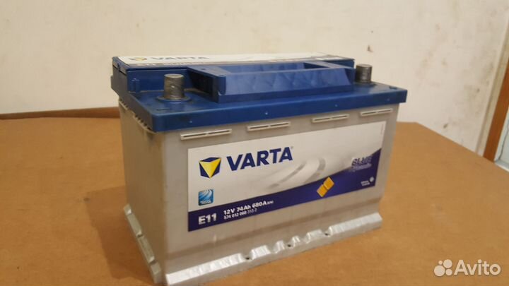 Аккумулятор б/у varta E11 12V, 74Аh, 680А