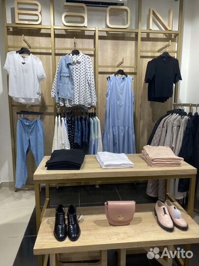 Продам отдел мужской и женской одежды баон