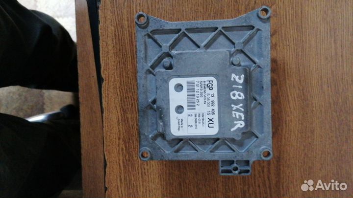 Блок управл.двигателем (центральный) Опель Астра Н