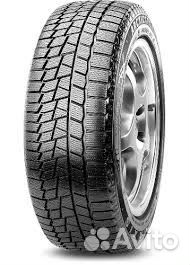 Maxxis SP02 Arctic Trekker 235/45 R17 97T