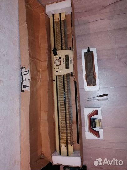 Вязальная машина Нева 6