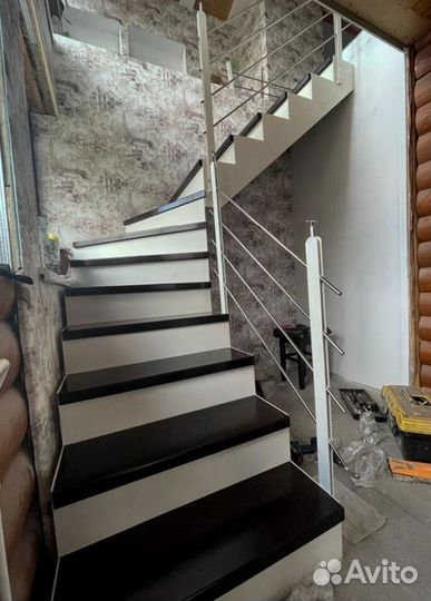 Лестница на монокосоуре