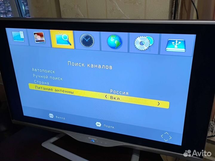 BarTon TH-562 бесплатное цифровое тв