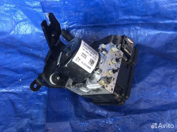 Блок abs Honda Odyssey RL5 J35Z8 2011